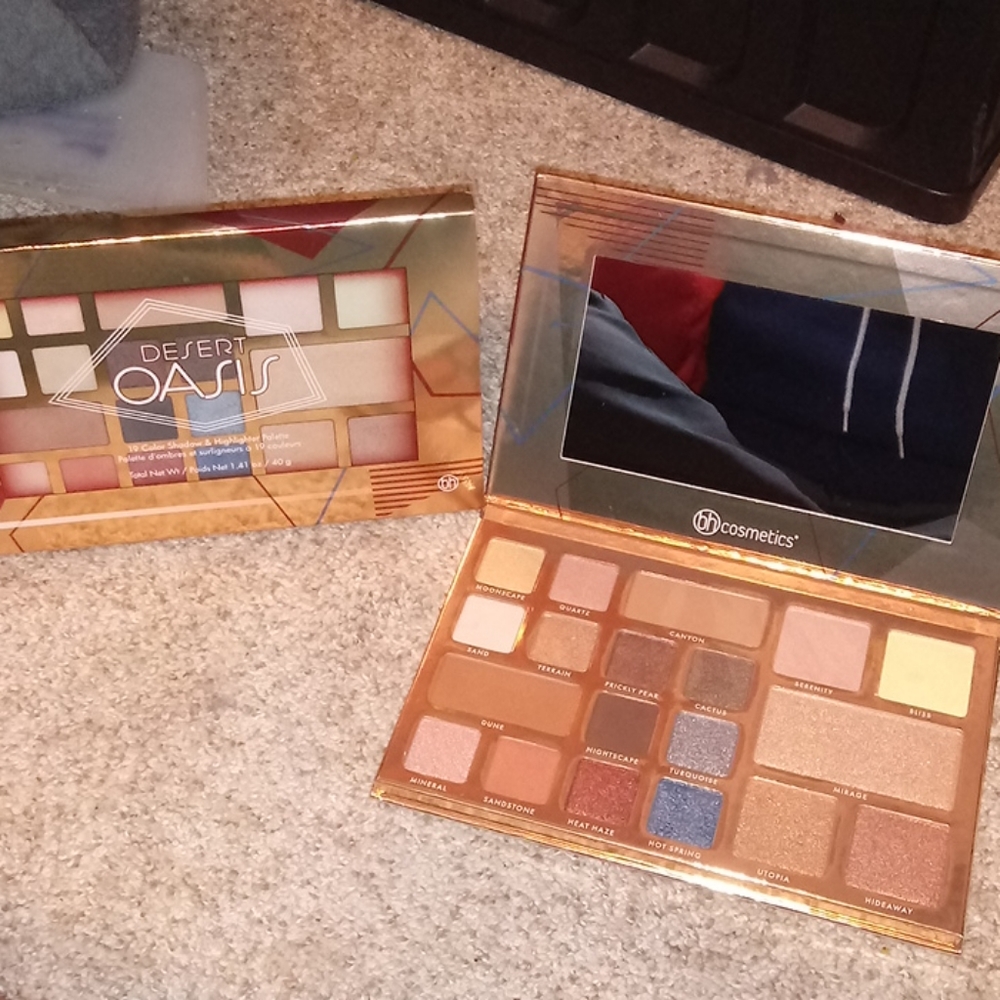 Desert oasis 19 color pallet BRAND NEW